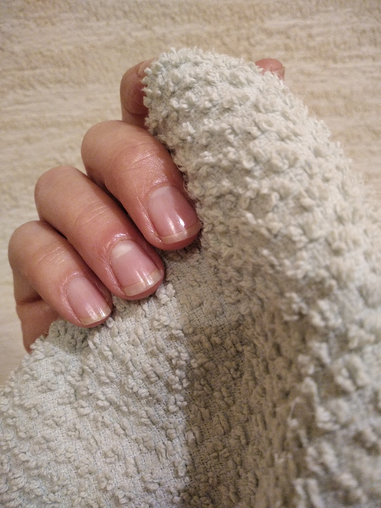 olive oil makes hands and nails beautiful